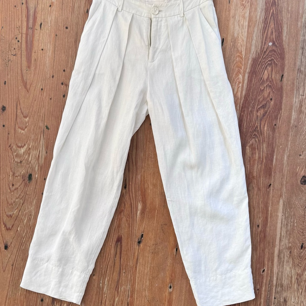 ÁERON  White Linen High Waist Pleated Pants Size 2 / A E R O N